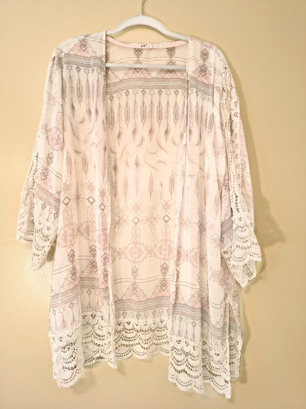 Jolt XL Boho Aztec Print Lace Trim Fringe Kimono Cardigan